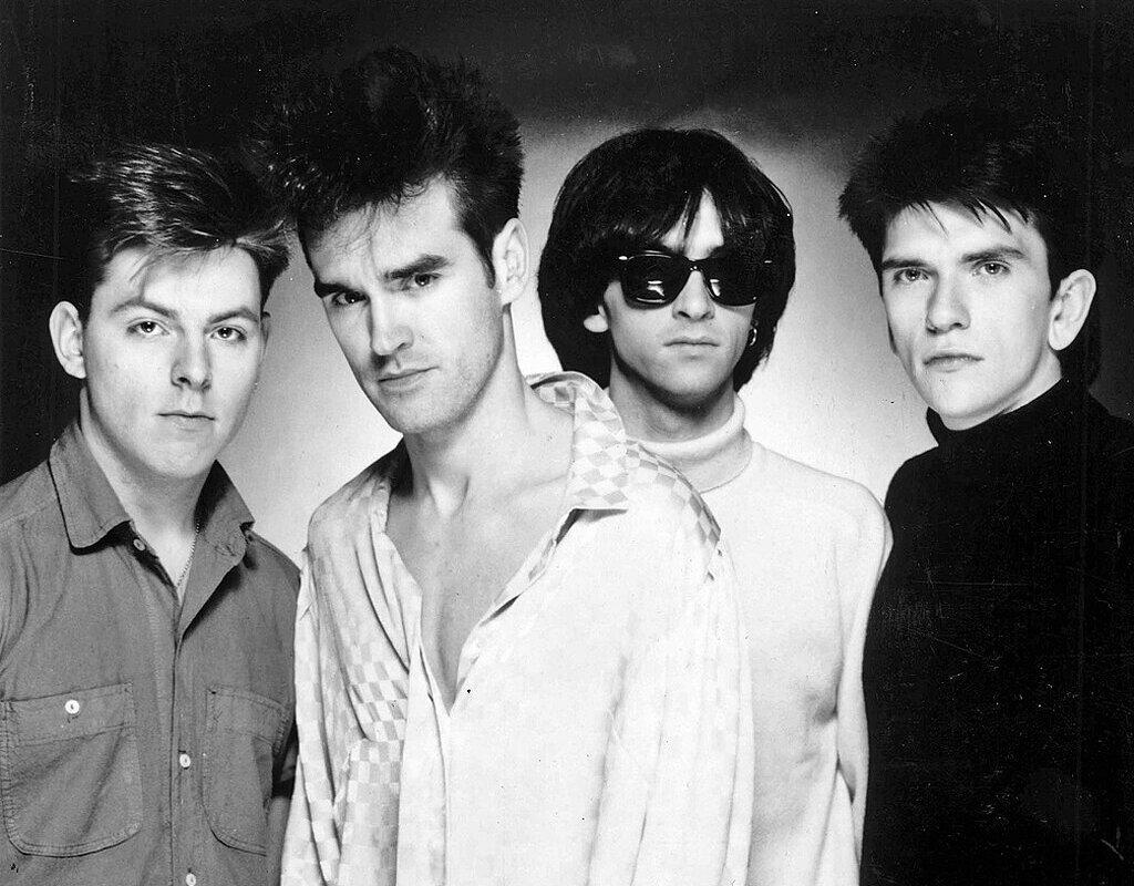 The Smiths – "There Is a Light That Never Goes Out"