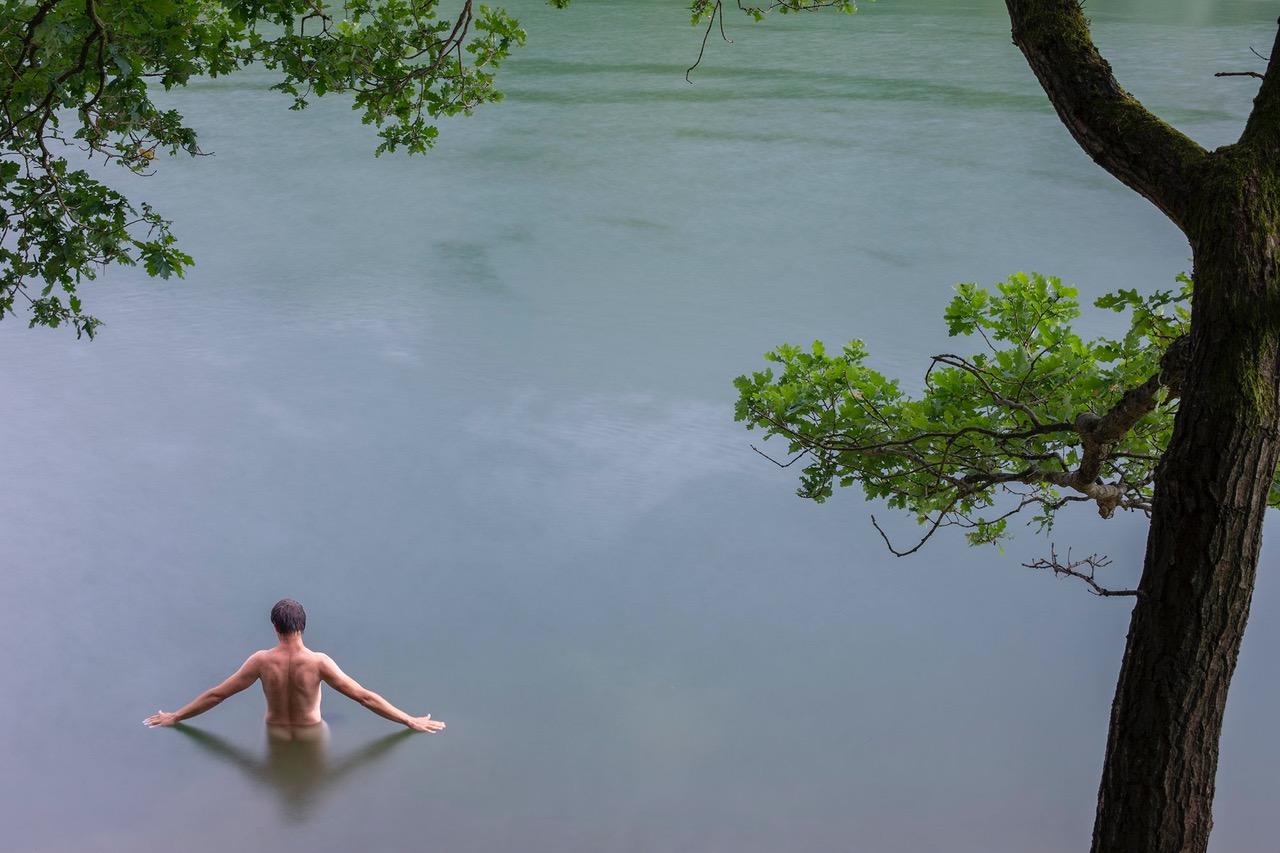 Dom pod wodą - fotografia Michała Iwanowskiego