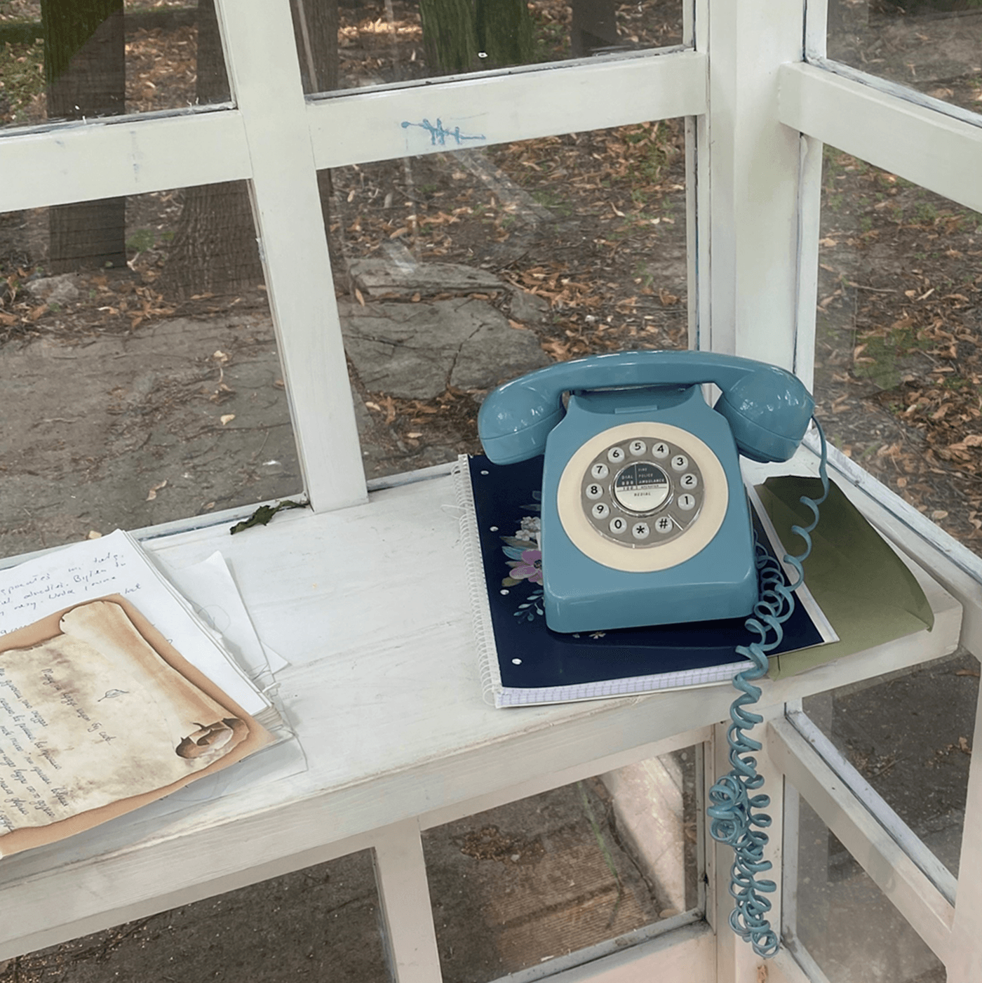 "Telefon na wietrze" - reportaż Grażyny Wielowieyskiej 